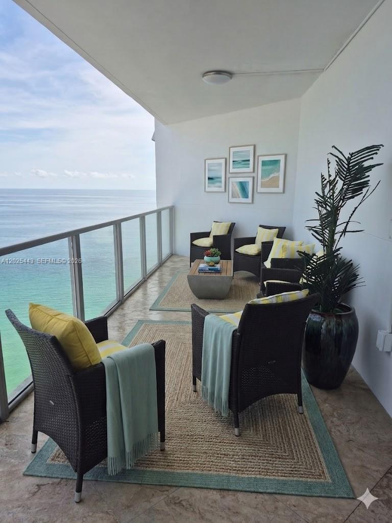 OCEAN PALMS CONDO - Residential