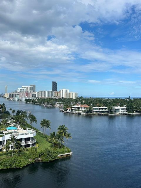 Photo of 20515 E Country Club Dr #1042, Aventura, FL 33180 (MLS # A11910753)