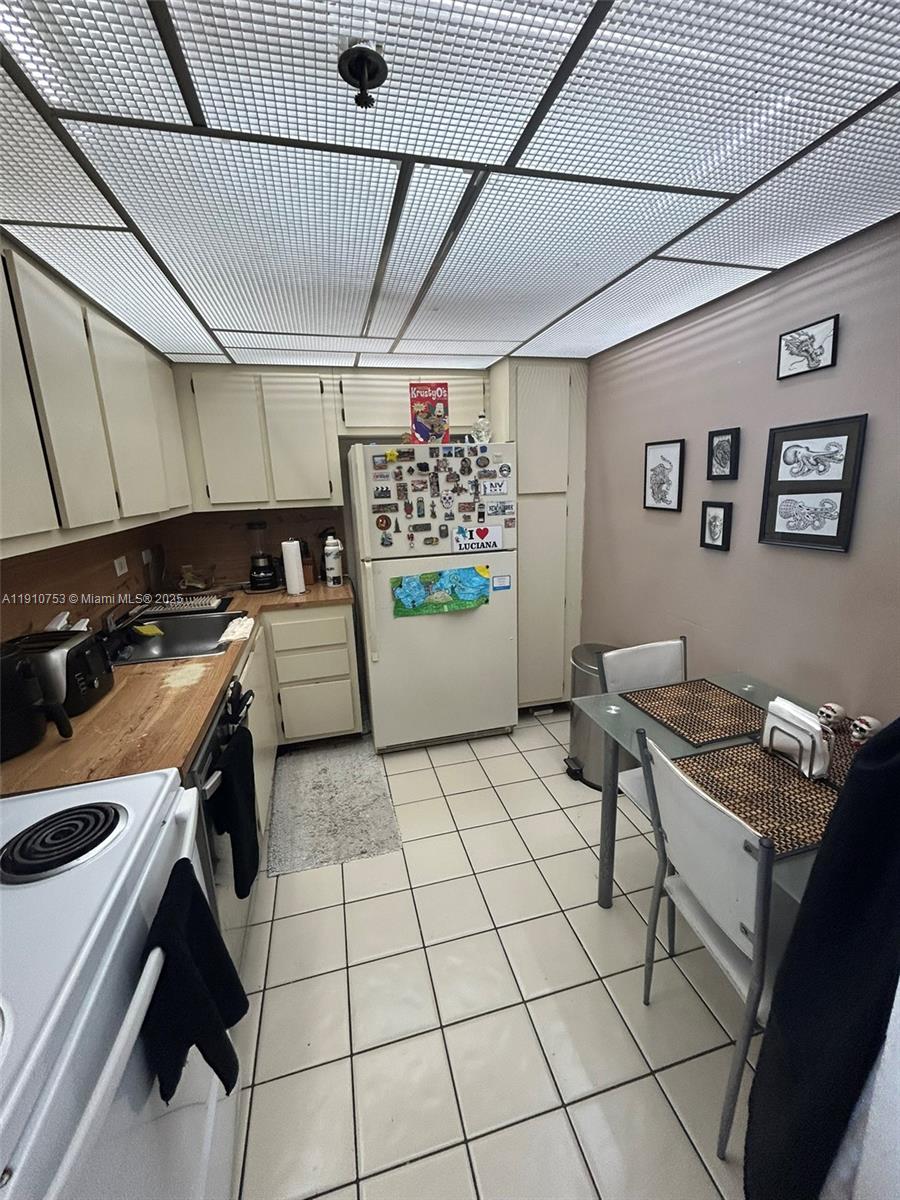 WATERVIEW CONDO - Residential