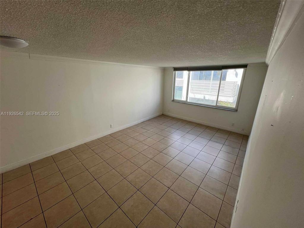 Photo of 3257 NE 13th St #302, Pompano Beach, FL 33062 (MLS # A11926542)