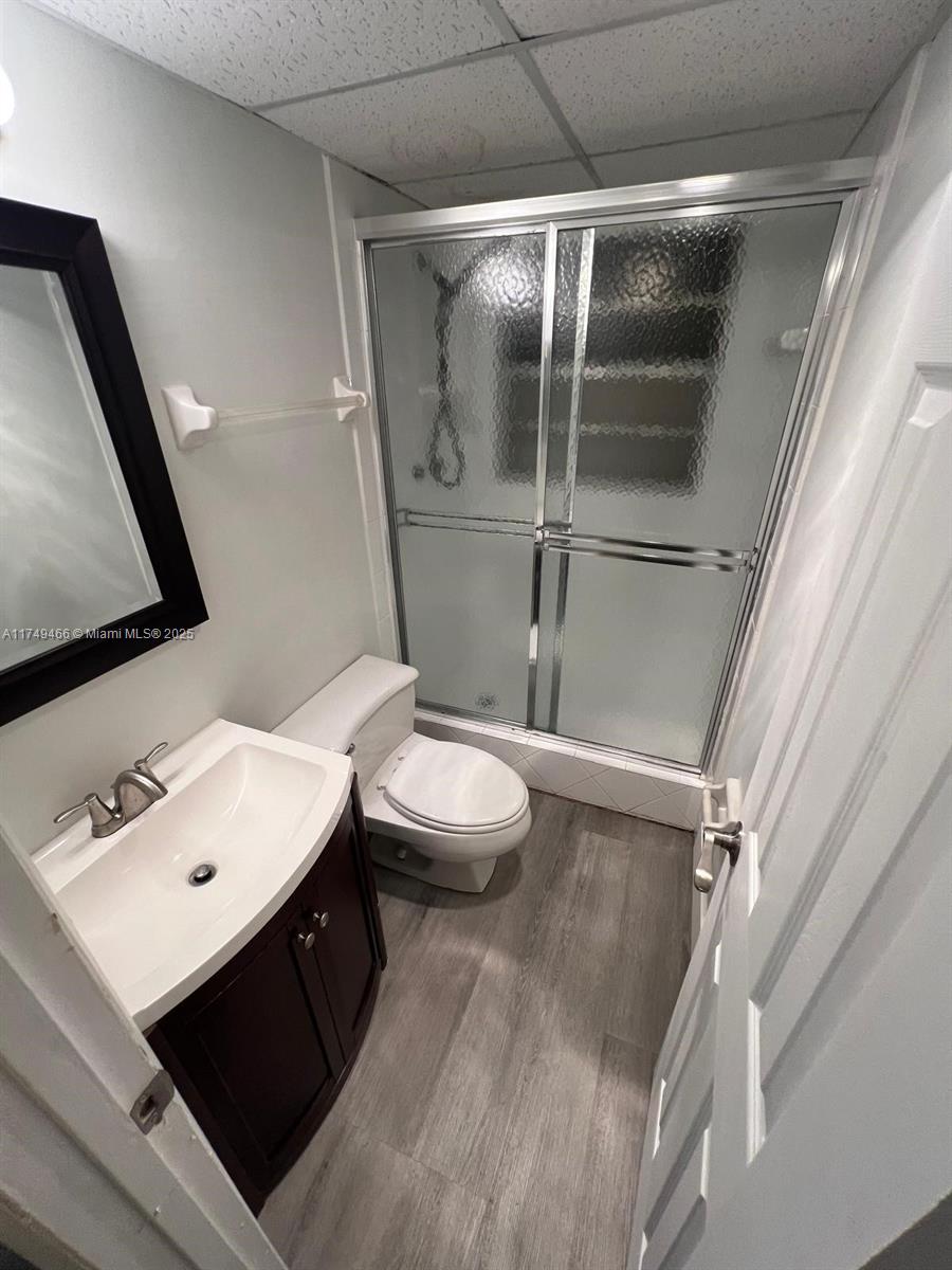 ORIOLE GOLF & TENNIS CLUB - Residential