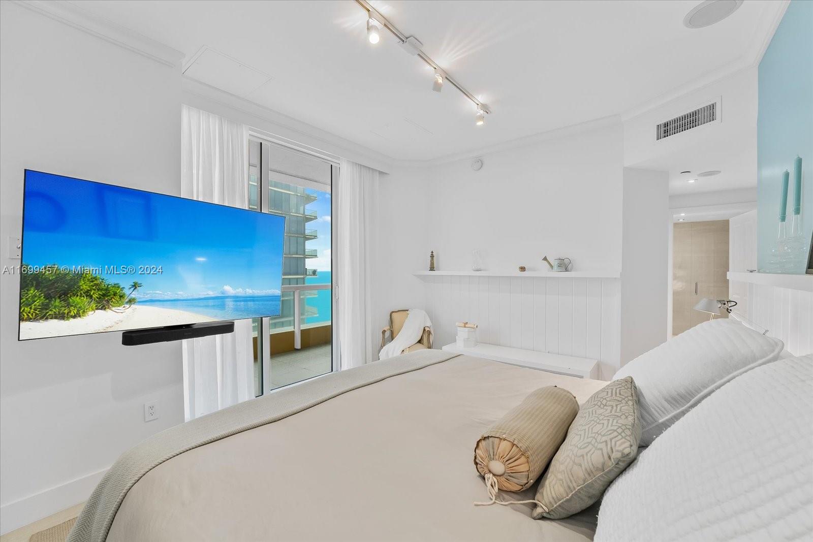 ACQUALINA OCEAN RESIDENCE - Residential