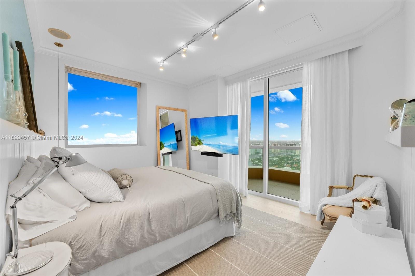 ACQUALINA OCEAN RESIDENCE - Residential