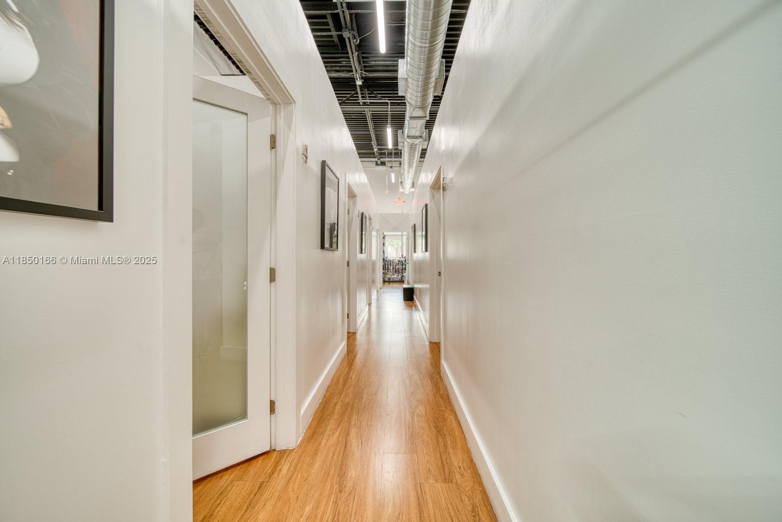 View photos, virtual tours, details... Full Service Salon Suite For Sale In Hialeah Gardens