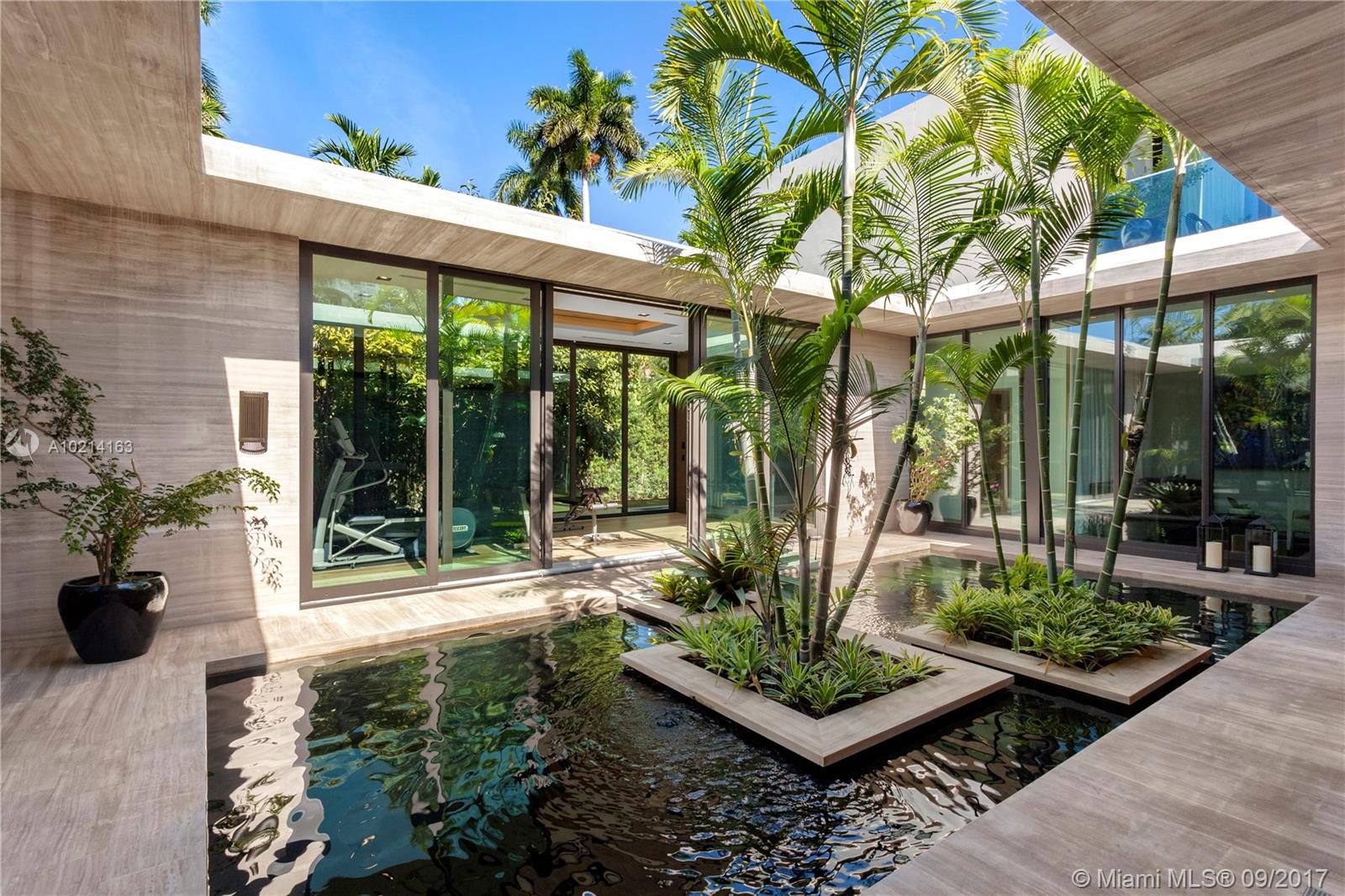 Flamingo Bay 01 - Residential