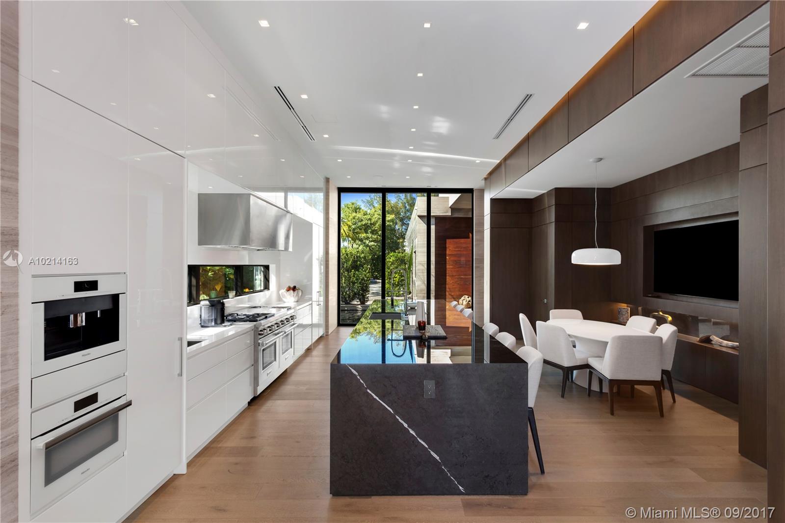 Flamingo Bay 01 - Residential