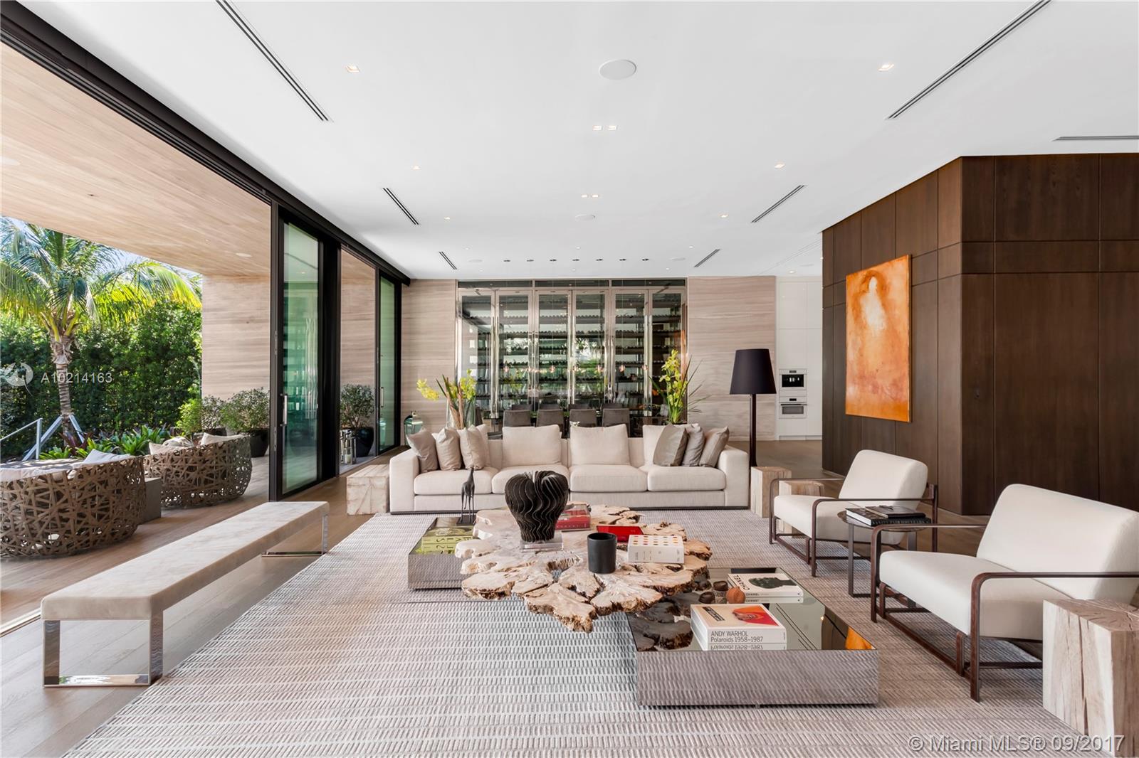 Flamingo Bay 01 - Residential