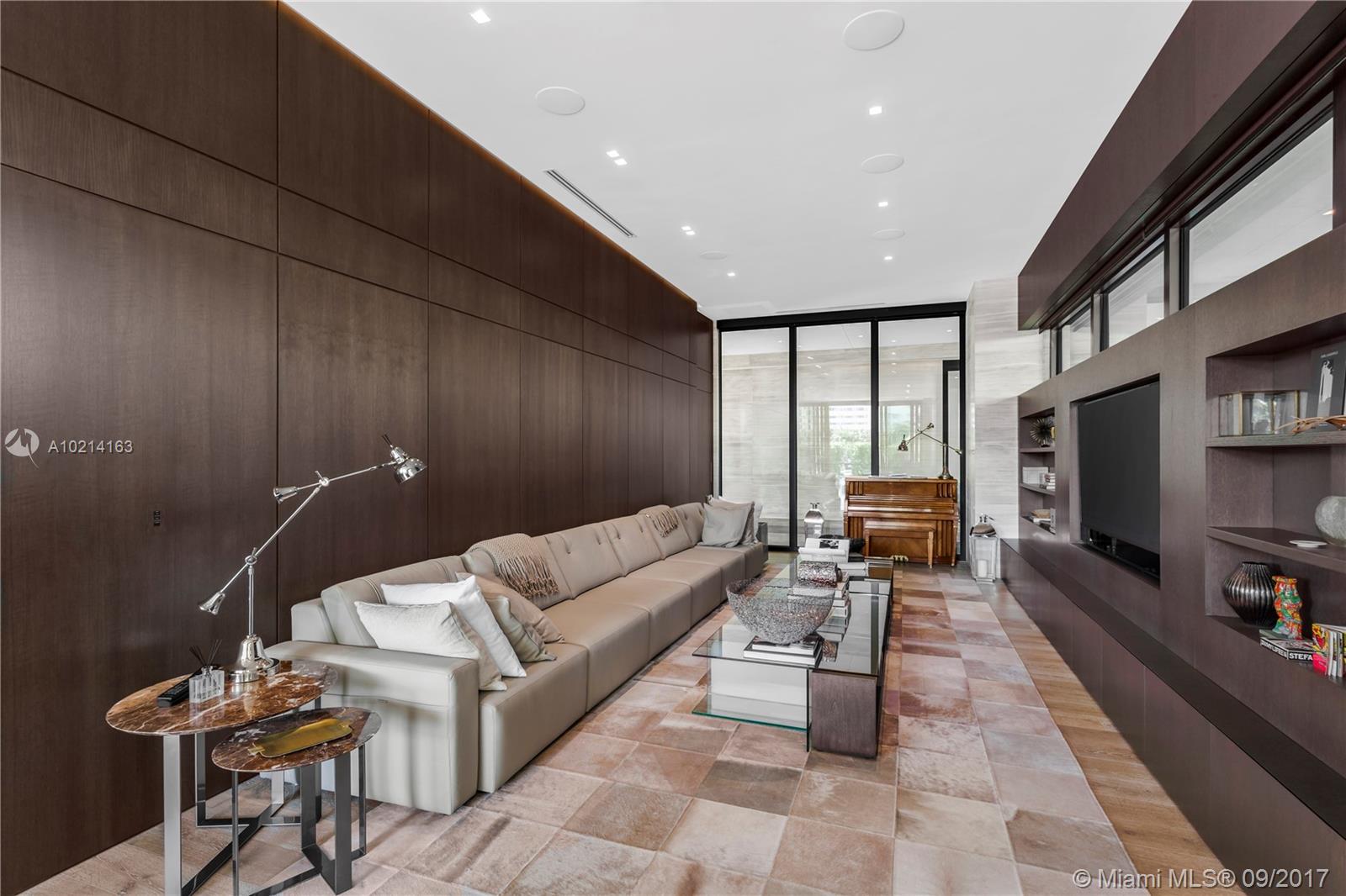 Flamingo Bay 01 - Residential