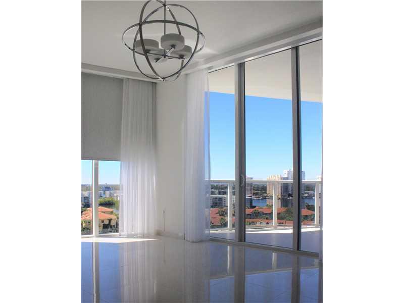 BELLINI@ WILLIAMS ISLA - Residential Lease