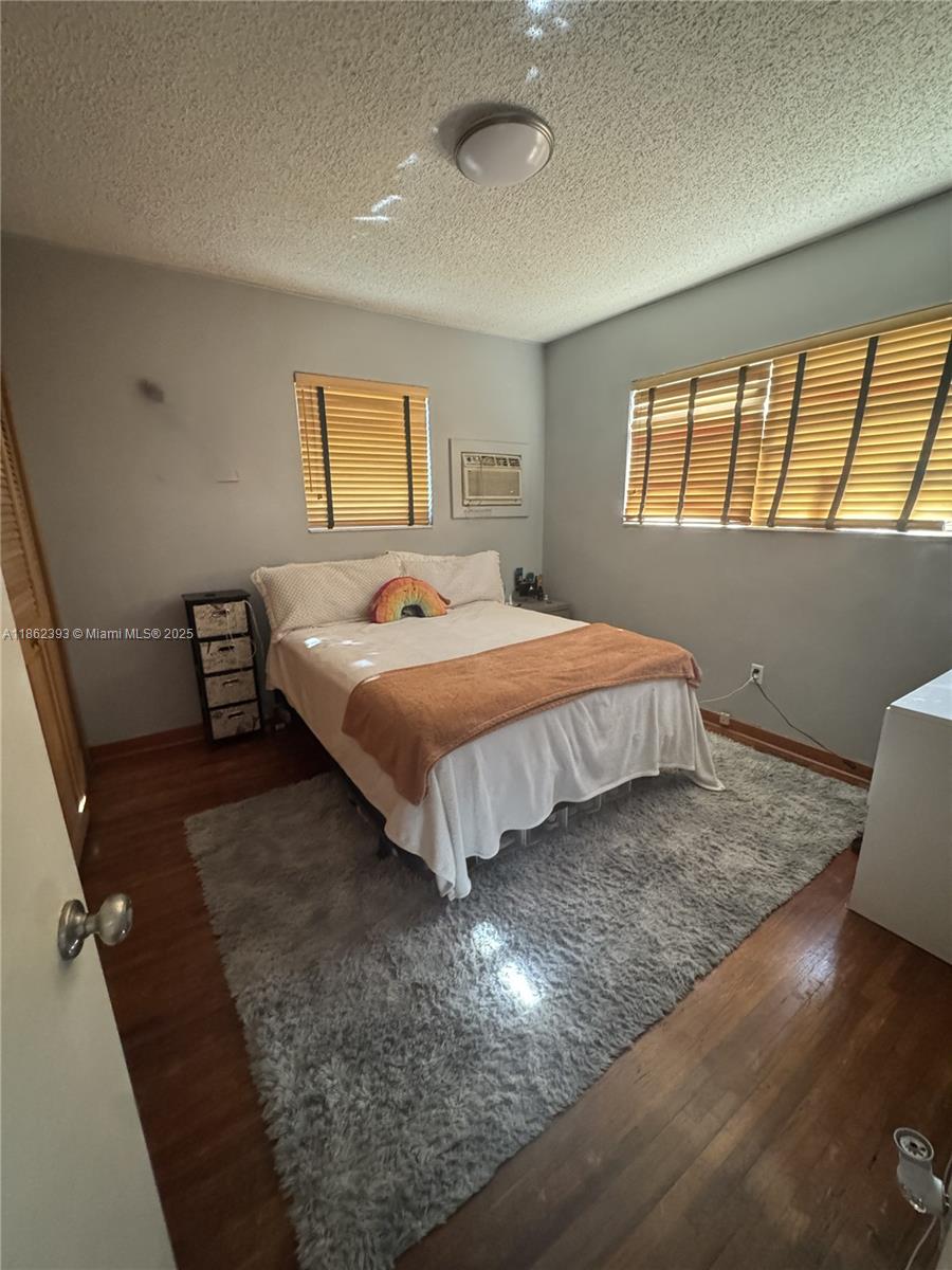 LOCATION, LOCATION, LOCATION! Single-family home featuring 3 bedrooms and 1 bathroom. Situated on a spacious lot with no HOA, this property offers plenty of room to add a pool, RV, or a boat. Whether you are looking for a starter home or an investment opportunity, this property has endless potential in a desirable location. Don't miss out on this opportunity. It won't​​‌​​​​‌​‌​​​‌‌​​​‌‌‌​​‌​​‌‌​​​​ last!