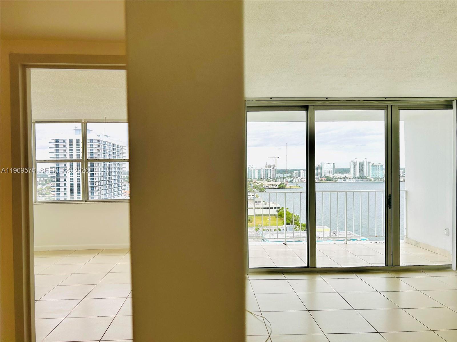 KENNEDY HOUSE CONDO - Residential