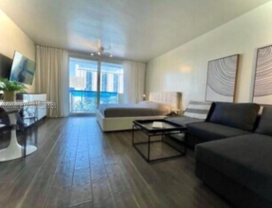 Great income potential - rent it out or come and enjoy yourself! Famous Marco Polo Ramada of Sunny isles unit on the 3rd floor with the city view from the balcony. Spacious living room, renovated floors, bathroom, kitchen, beautiful sunrises and sunsets views. Complex has pool, convenience stores and shops in the lobby, gym and much more! Walk to restaurants and minutes to shopping malls and hospitals! Rent with hotel program!