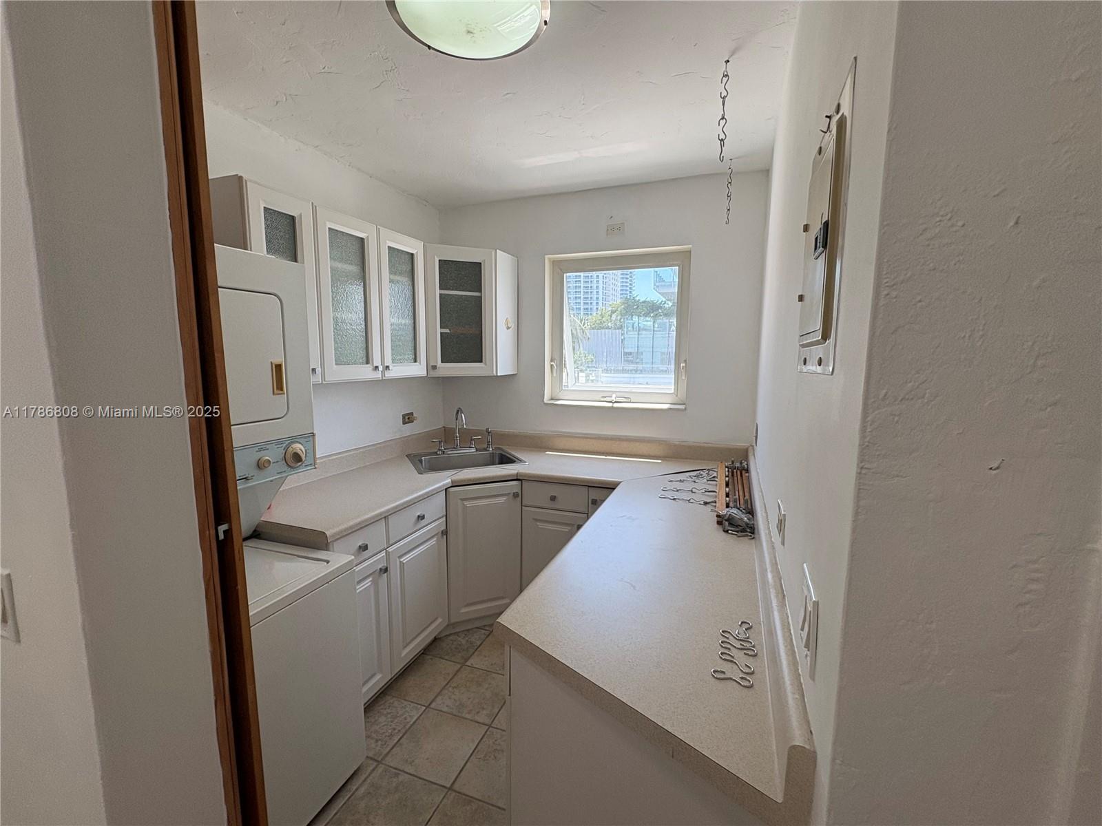 OCEAN BEACH FLA SUB - Residential