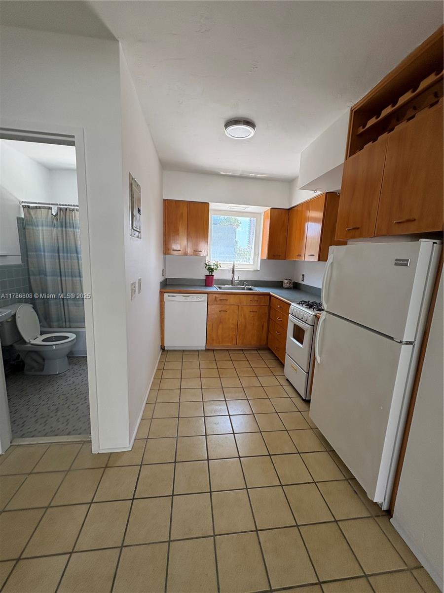 OCEAN BEACH FLA SUB - Residential