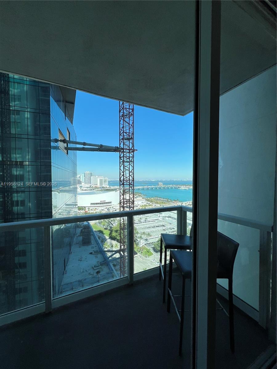 VIZCAYNE NORTH CONDO - Residential