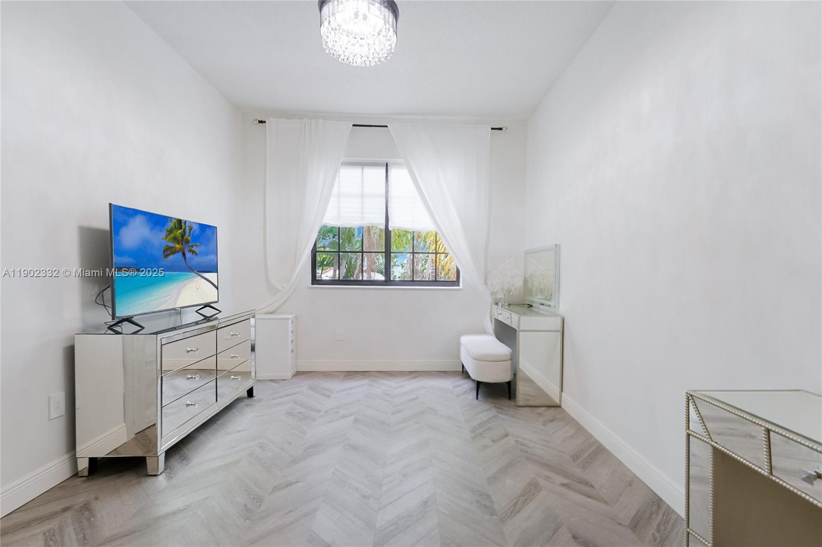 MARINER VILLAGE TH CONDO - Residential Lease