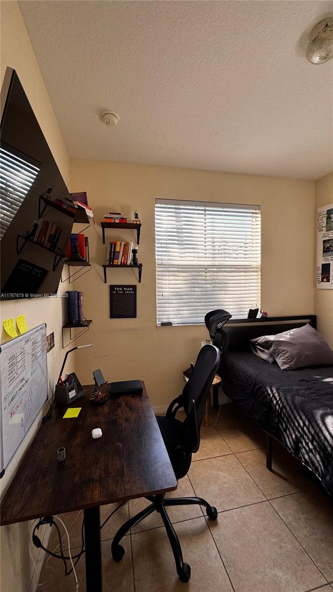 PEMBROKE CAY CONDO - Residential