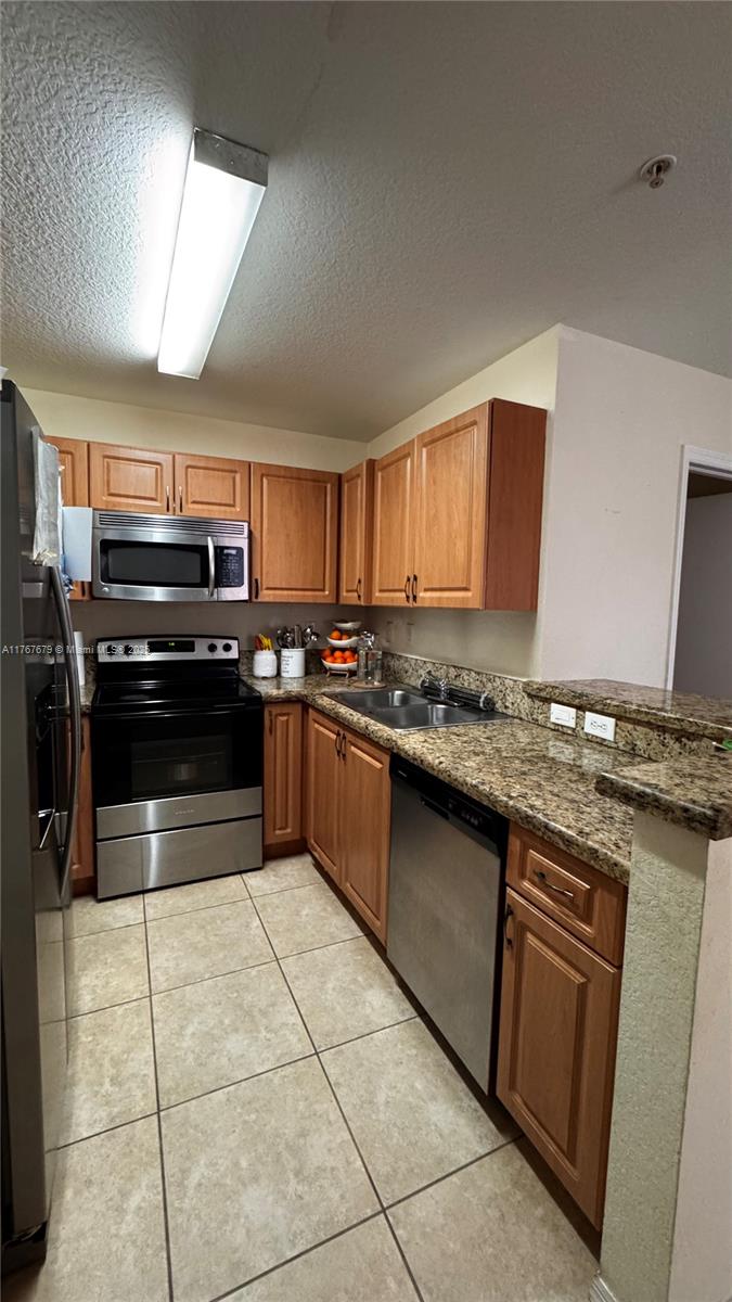 PEMBROKE CAY CONDO - Residential