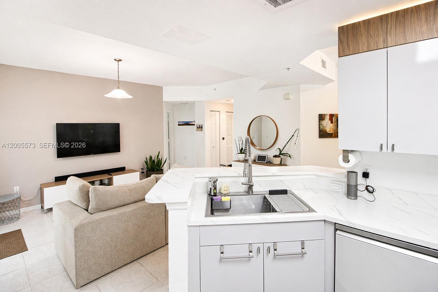 8940 NE 8th Ave 1201