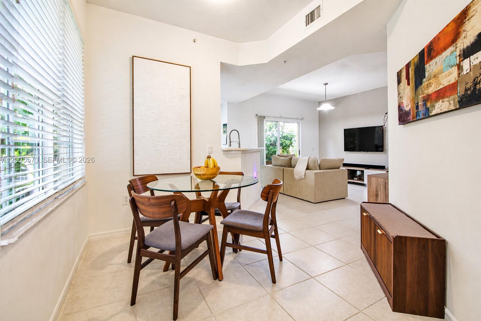 8940 NE 8th Ave 1201