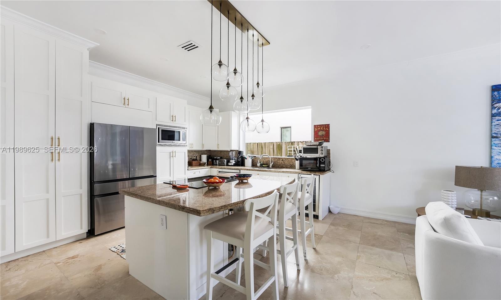 BRICKELLS FLAGLER - Residential Lease