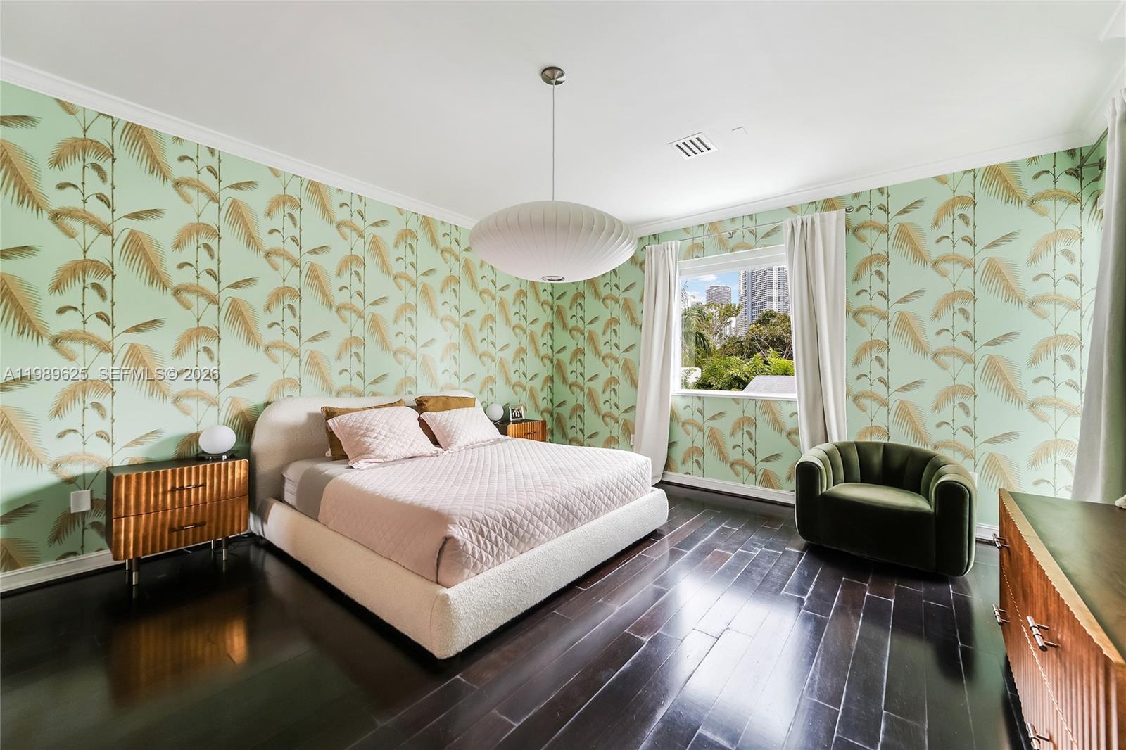 BRICKELLS FLAGLER - Residential Lease