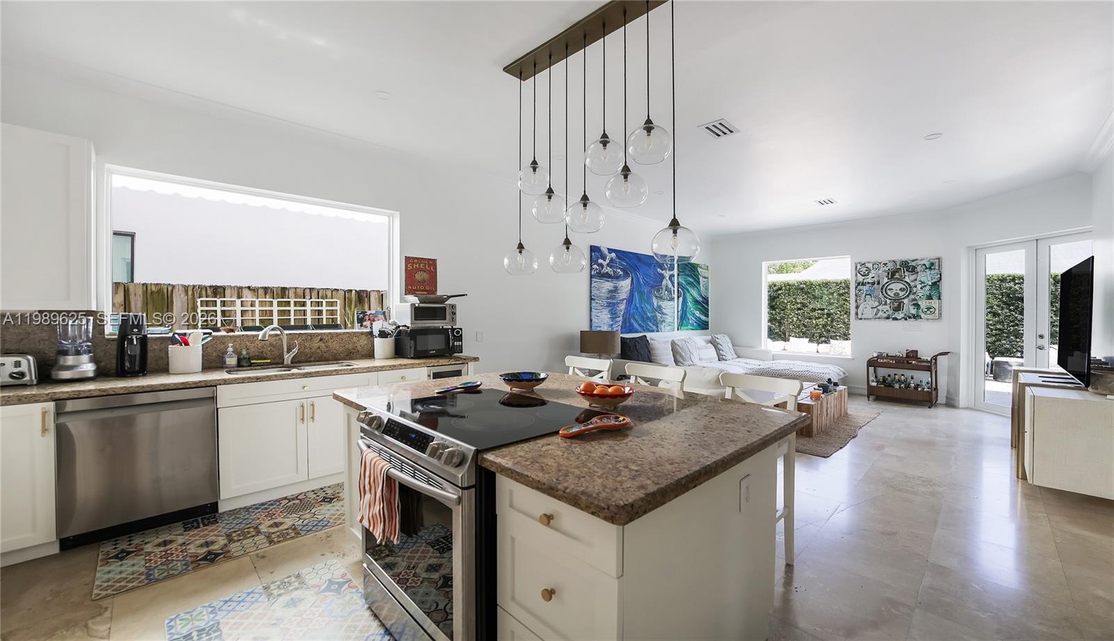 BRICKELLS FLAGLER - Residential Lease