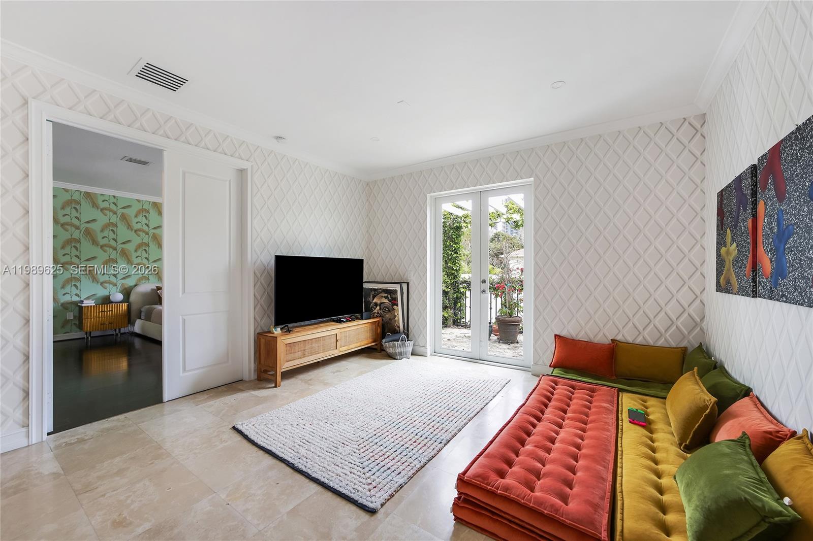 BRICKELLS FLAGLER - Residential Lease