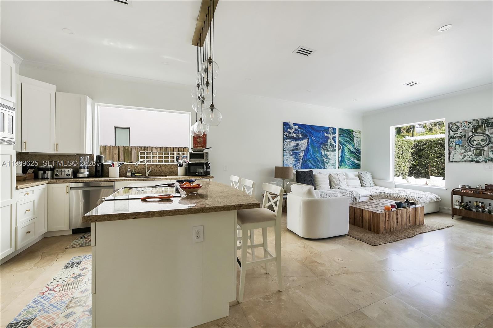 BRICKELLS FLAGLER - Residential Lease