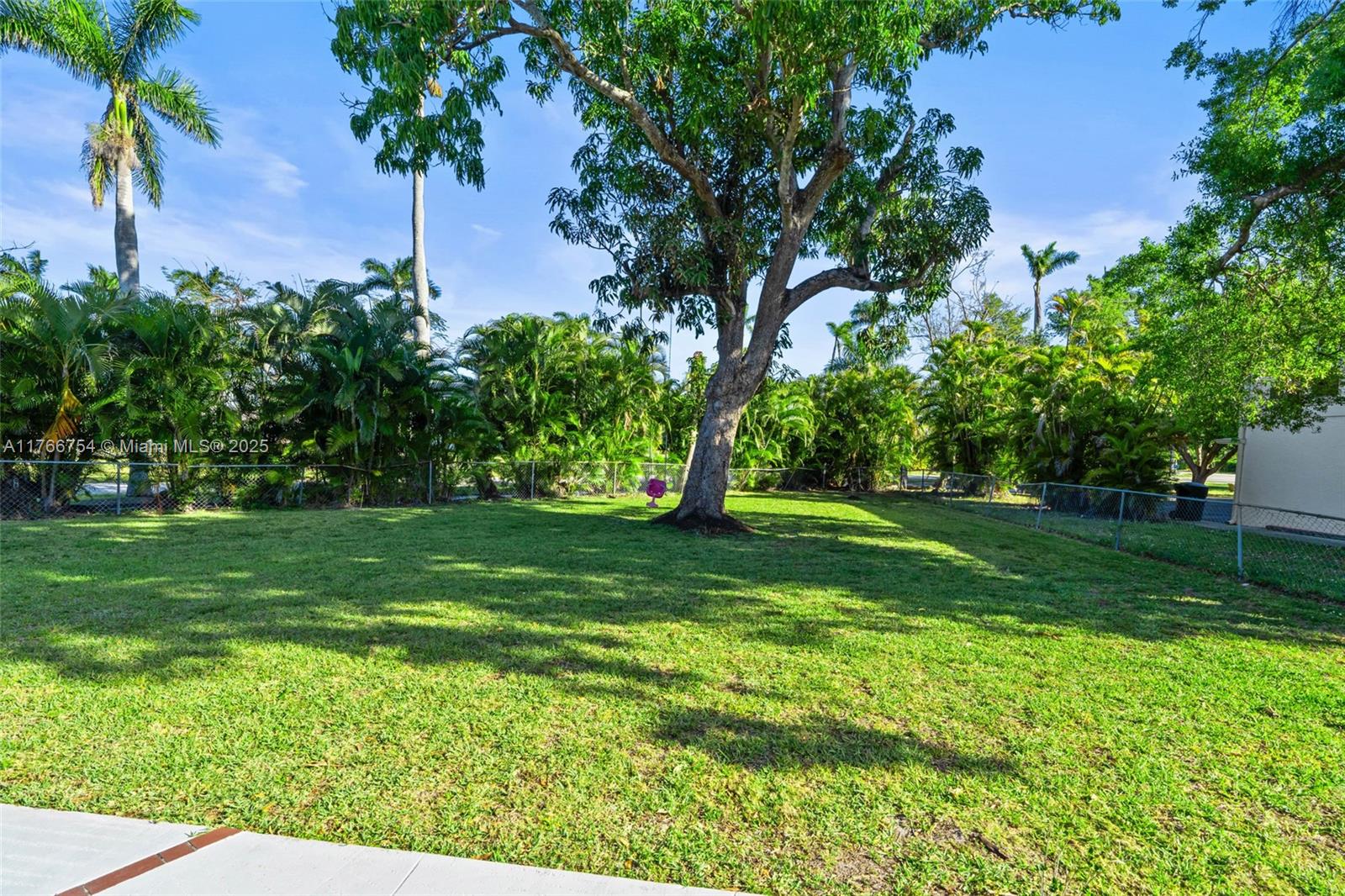 RIVERSIDE - Residential
