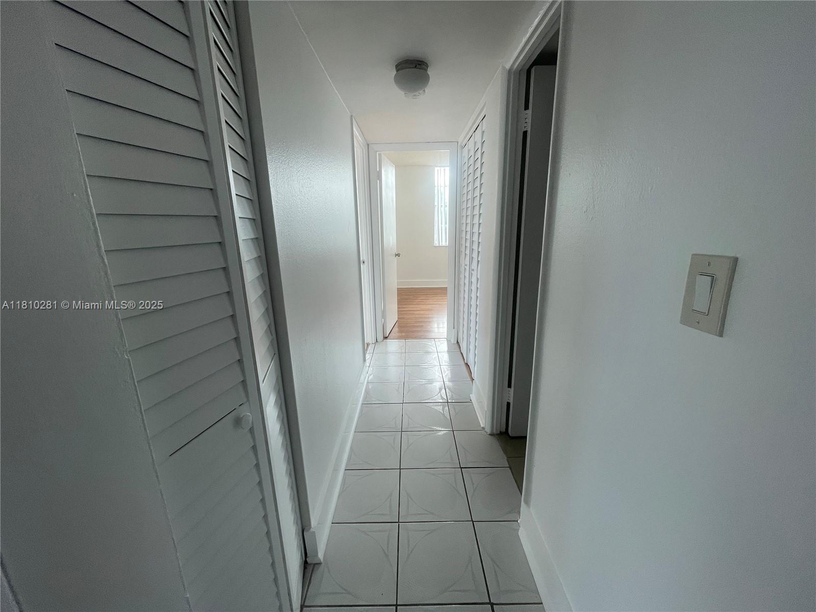 492 NW 165th St Rd C-515