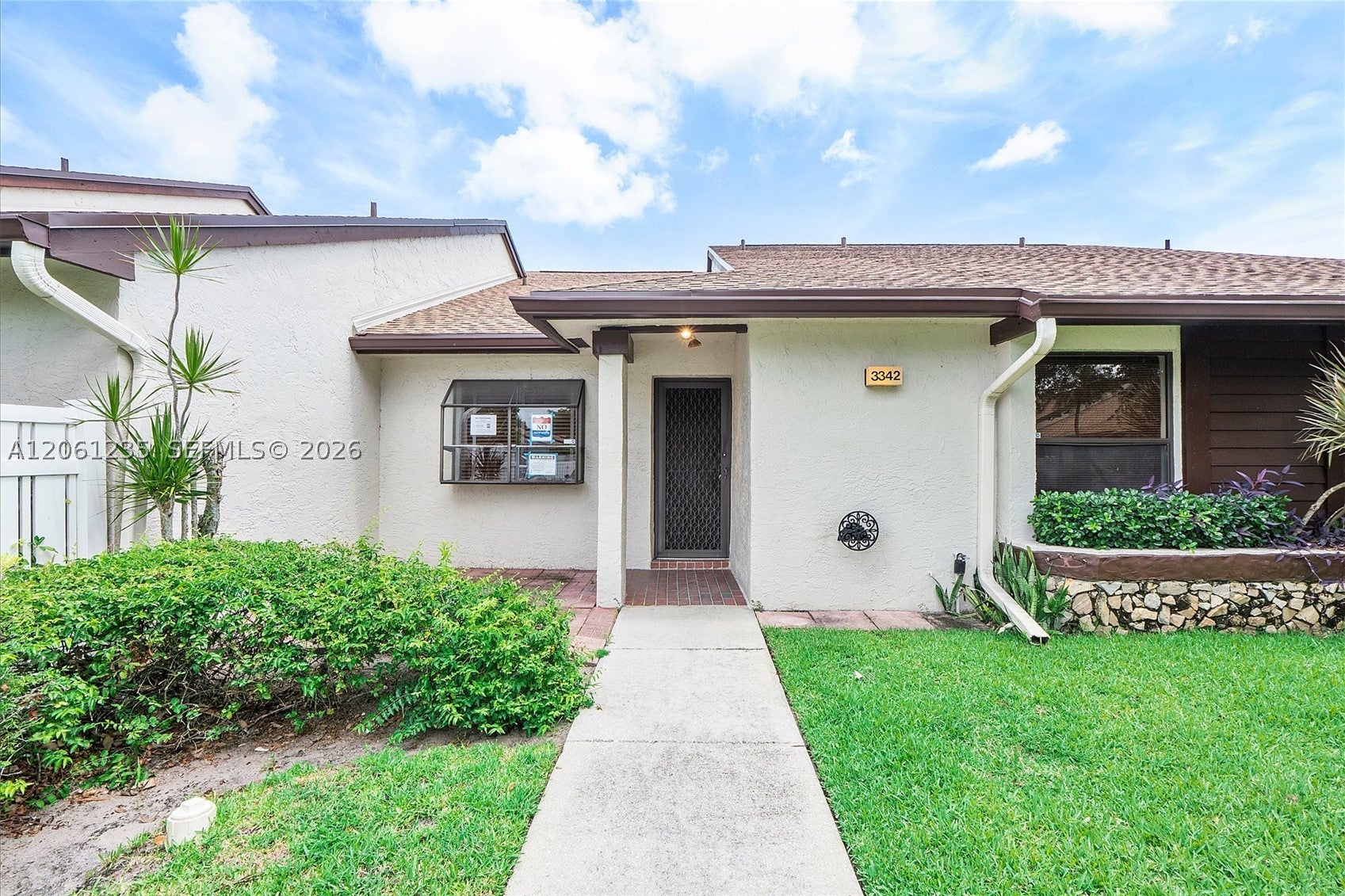 3342 Carambola Cir S