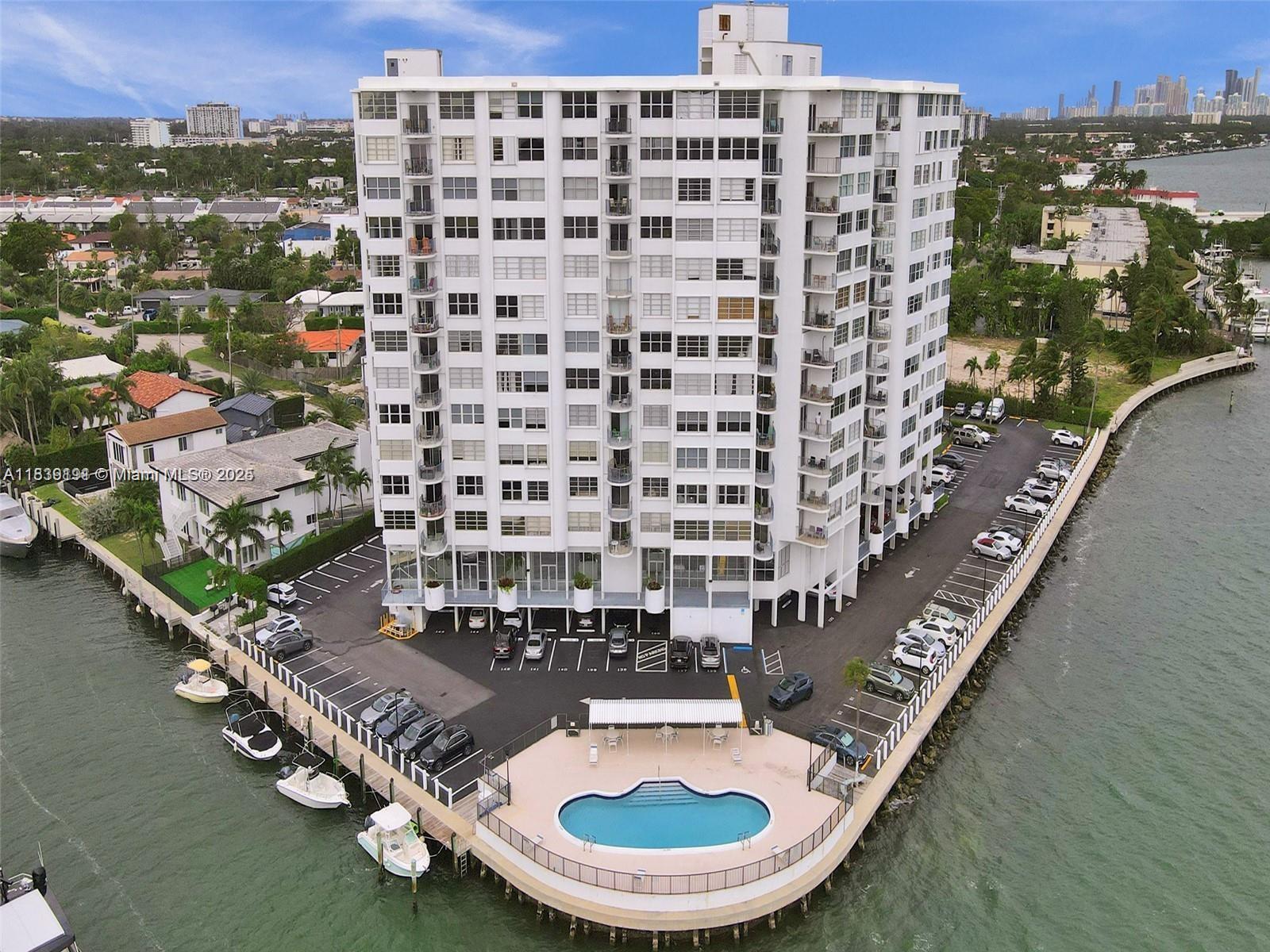 11930 N Bayshore Dr 1407