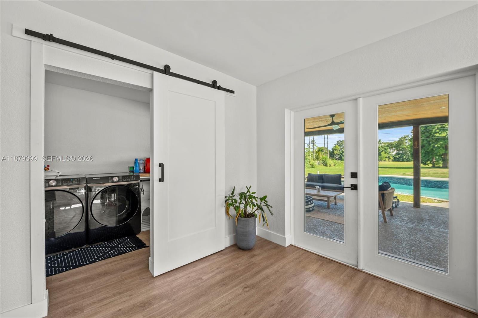 CHAMBERS SUB SE1/4 - Residential