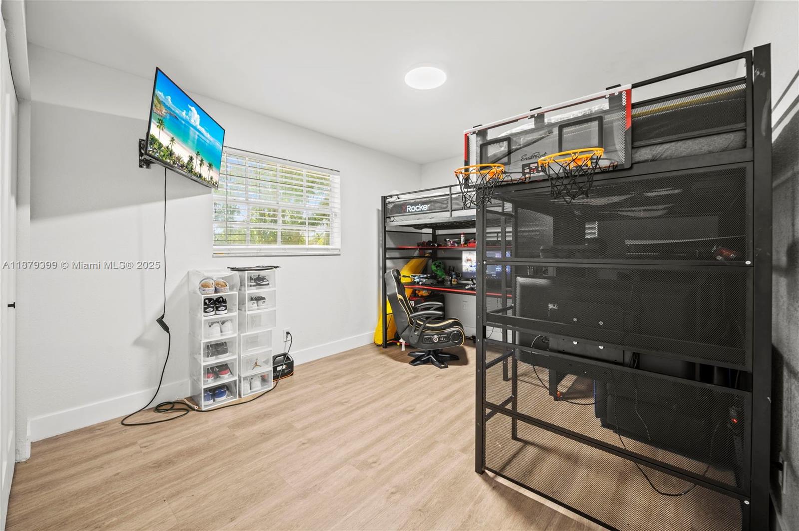 CHAMBERS SUB SE1/4 - Residential