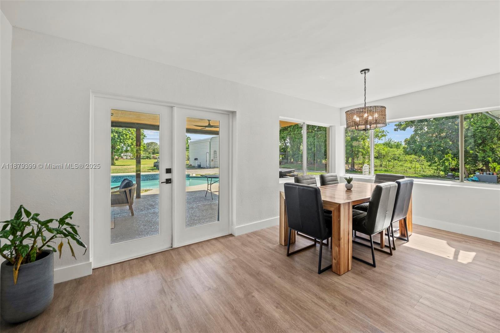 CHAMBERS SUB SE1/4 - Residential