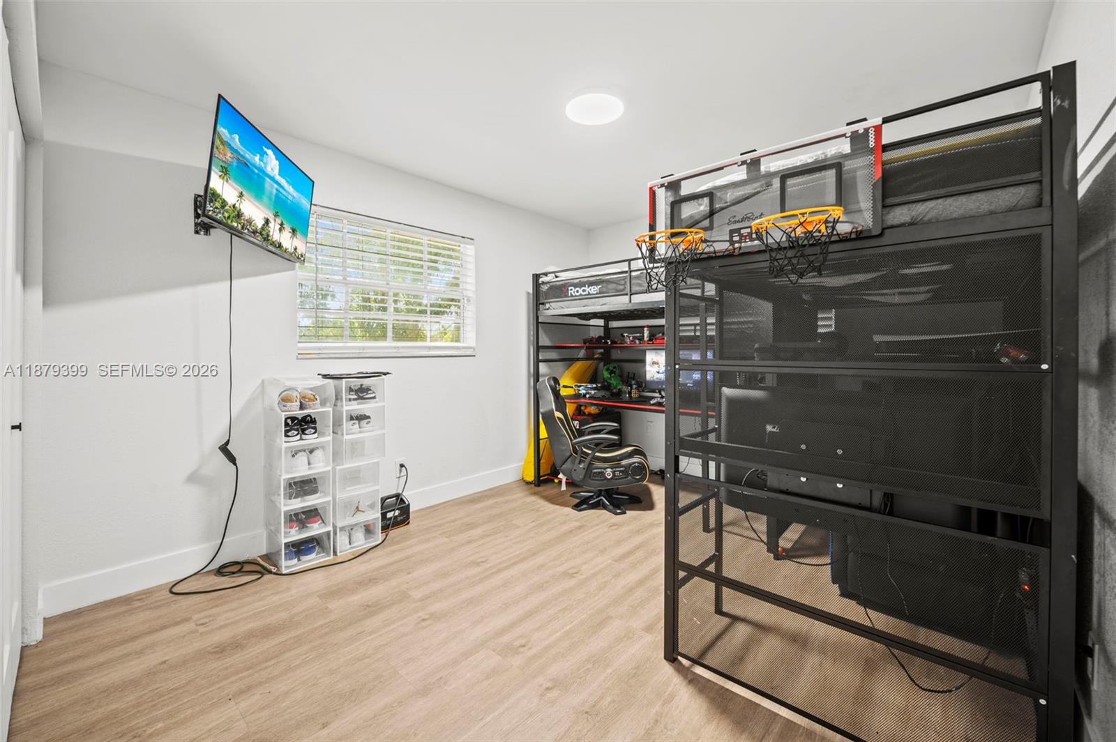 CHAMBERS SUB SE1/4 - Residential