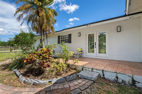 Photo of 17611 SW 66th St, Southwest Ranches, FL 33331 (MLS # A11879399)