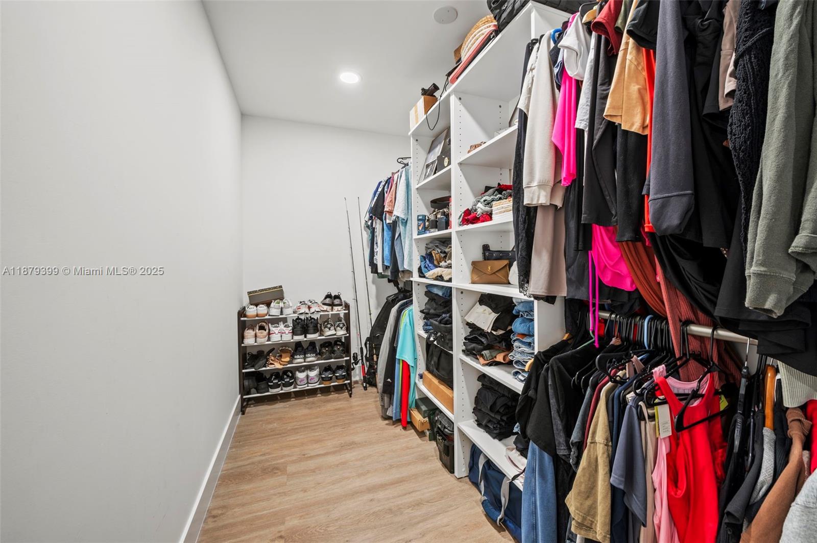 CHAMBERS SUB SE1/4 - Residential