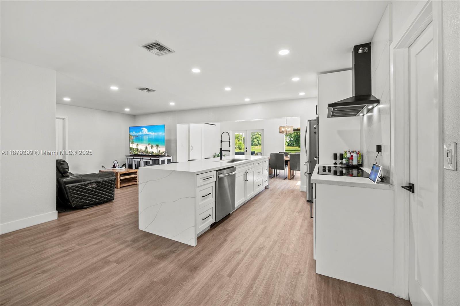 CHAMBERS SUB SE1/4 - Residential