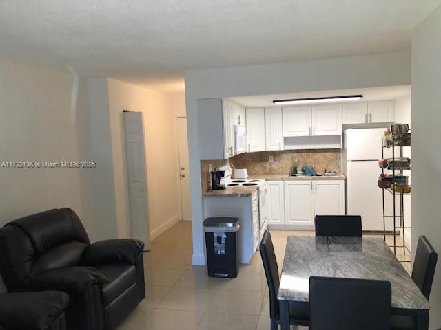 4301 Nw South Tamiami Canal Dr 3-113, Miami, Broward County, Florida - 1 Bedrooms  
1 Bathrooms - 
