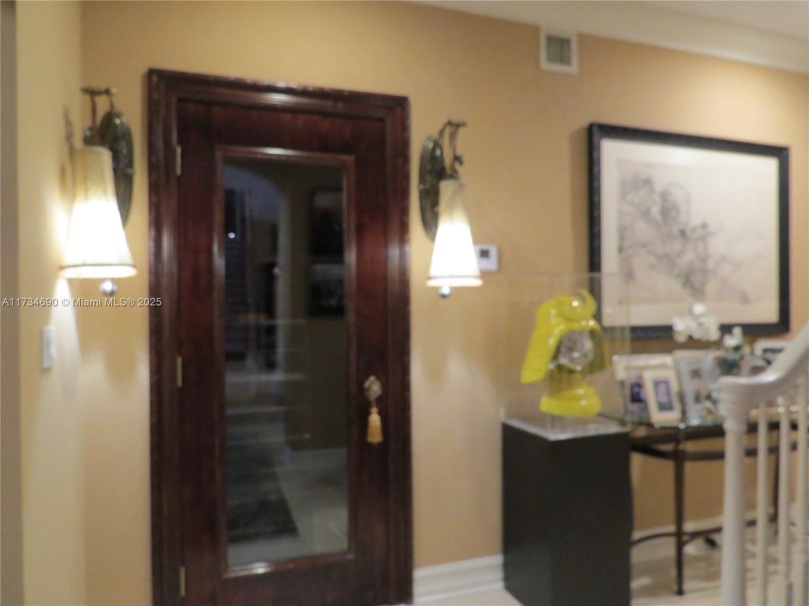 WHISPERING WOODS - Residential