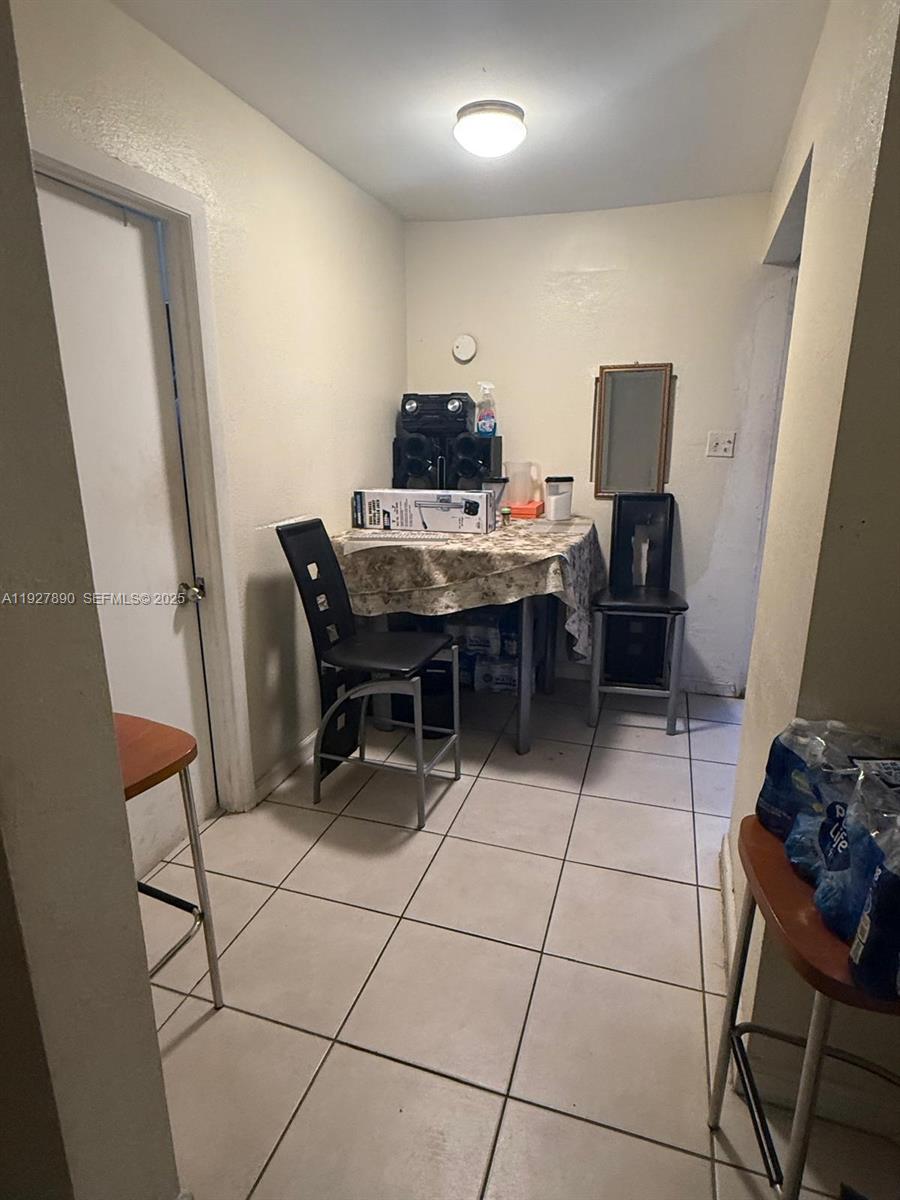 MELROSE HEIGHTS 3RD ADDN - Residential