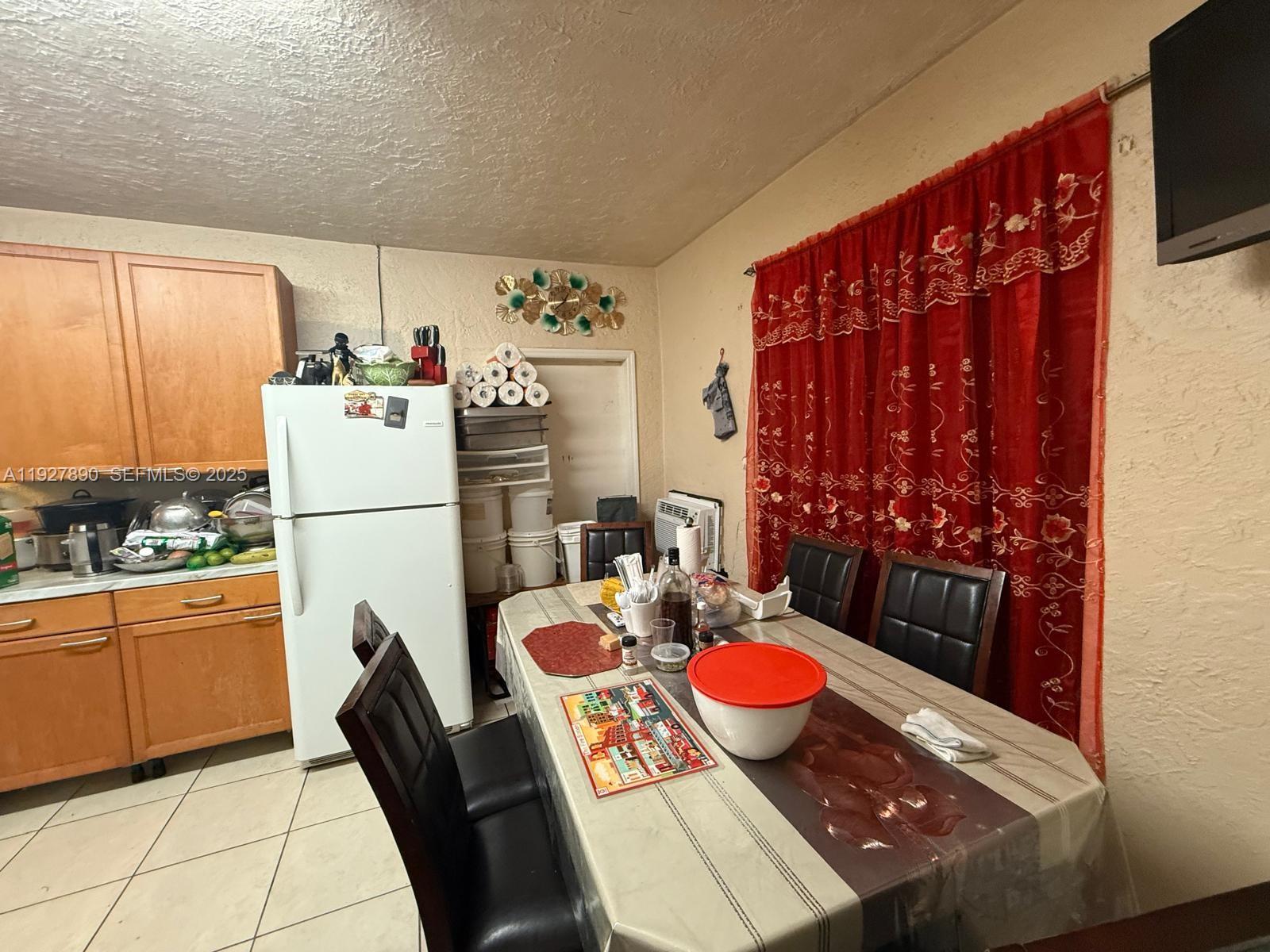 MELROSE HEIGHTS 3RD ADDN - Residential