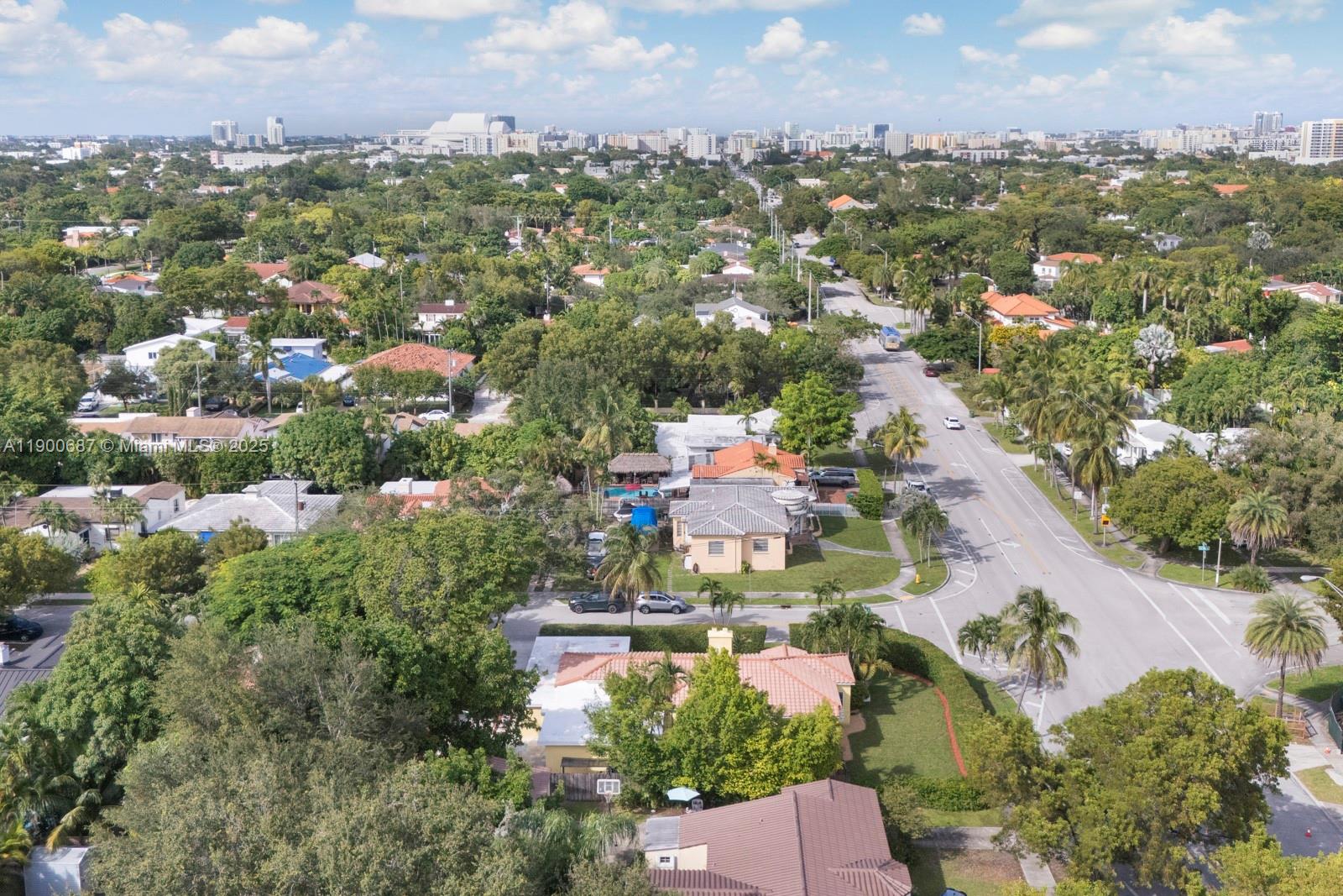 BRICKELL ESTATES - Residential