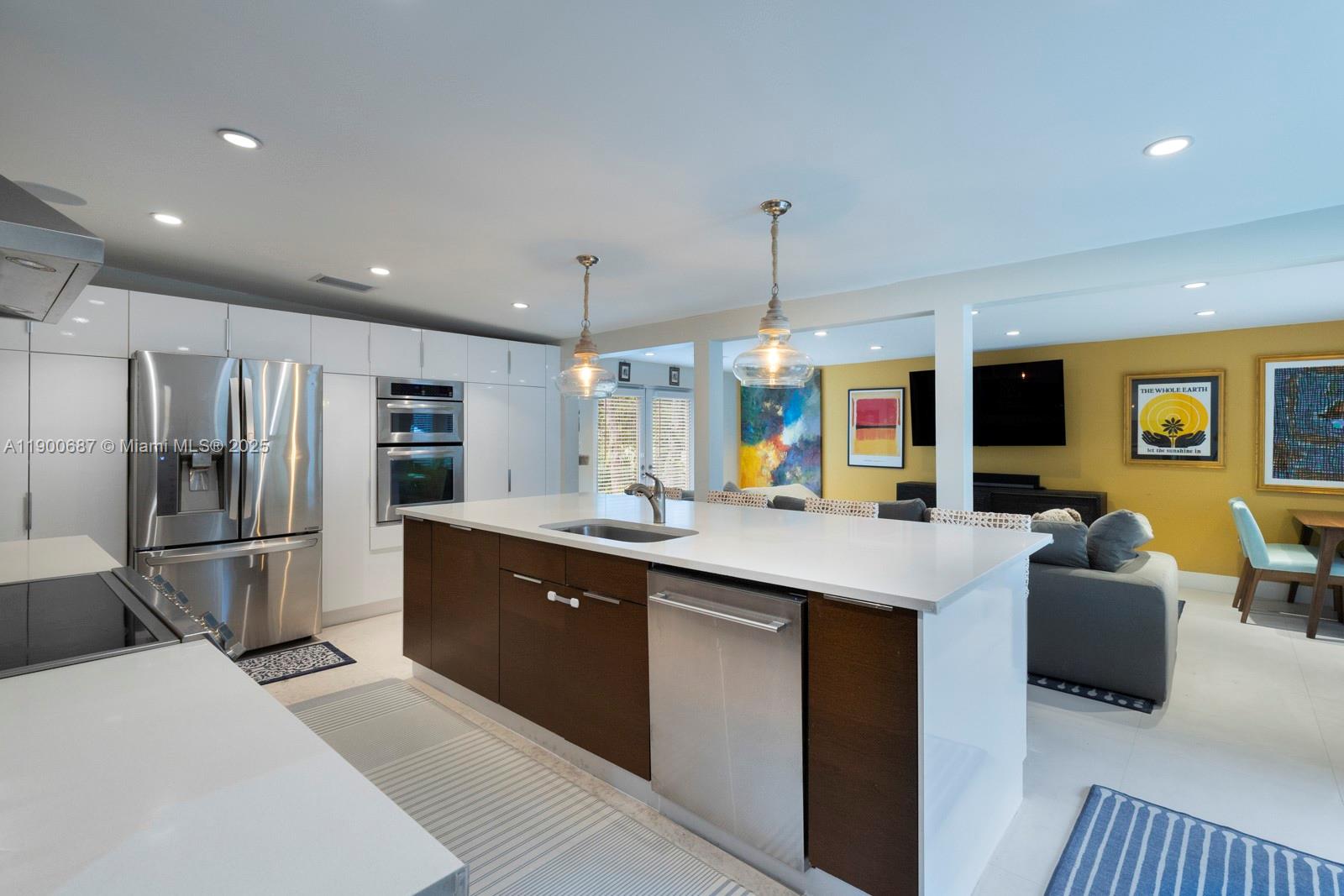 BRICKELL ESTATES - Residential