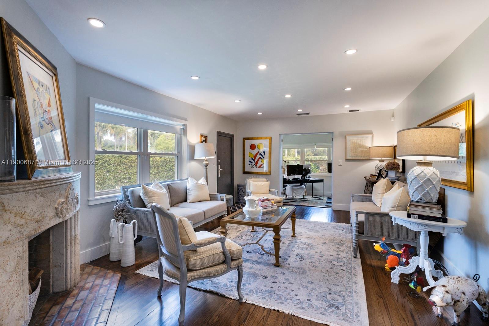 BRICKELL ESTATES - Residential