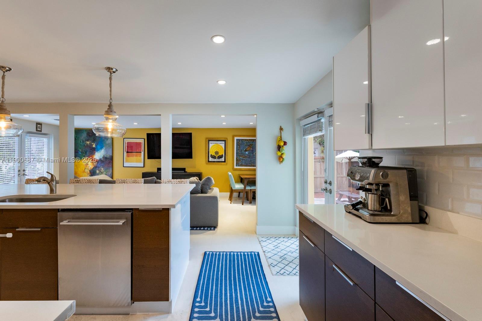 BRICKELL ESTATES - Residential