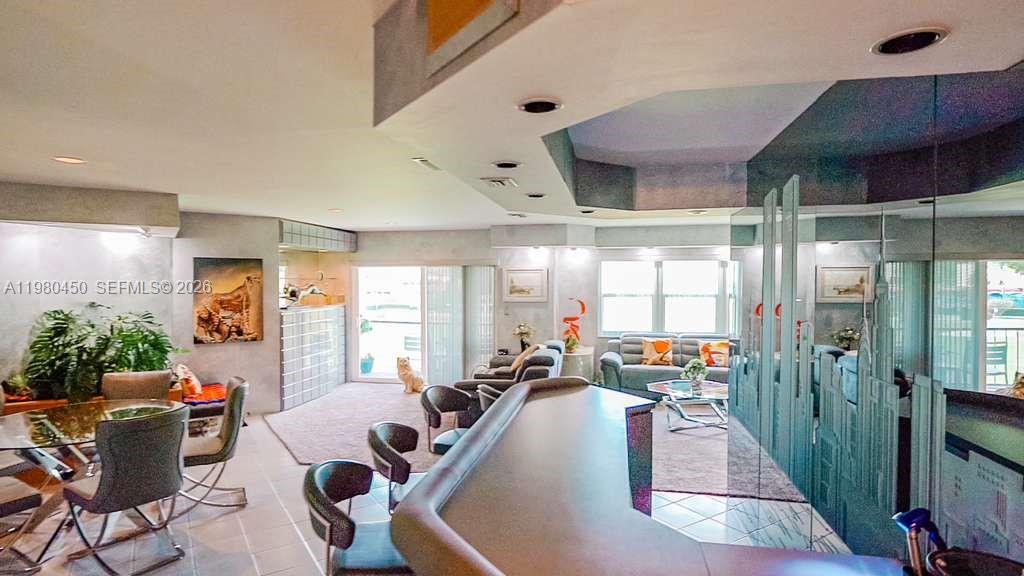 HOLLYBROOK GOLF AND TENNIS - Residential