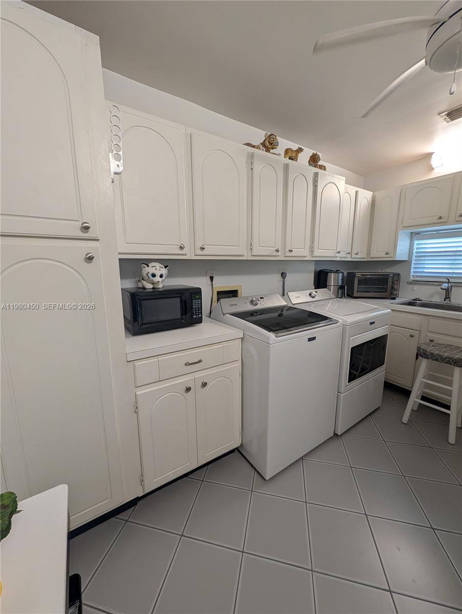 HOLLYBROOK GOLF AND TENNIS - Residential